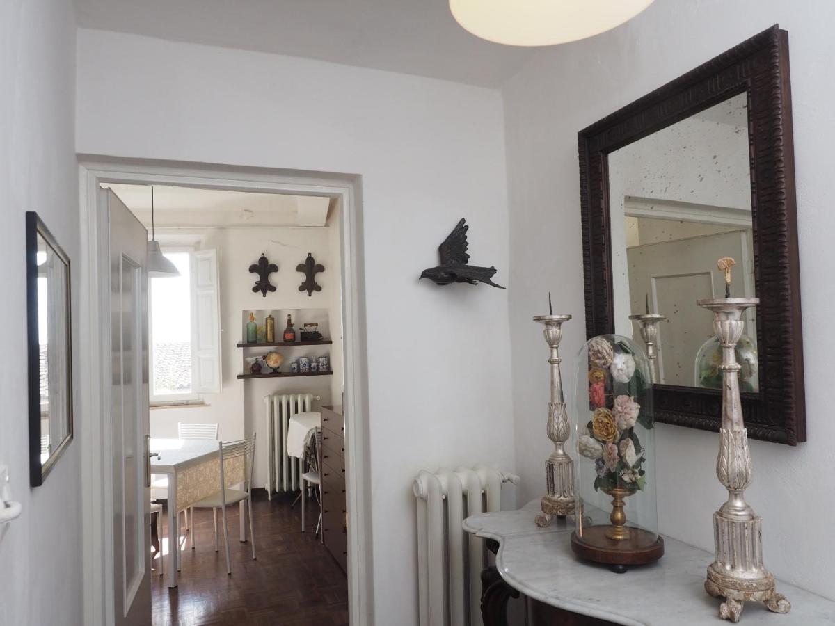 Azzi B&B Comfortably, In The Quietness Of The Perugia Historical Centre Luaran gambar